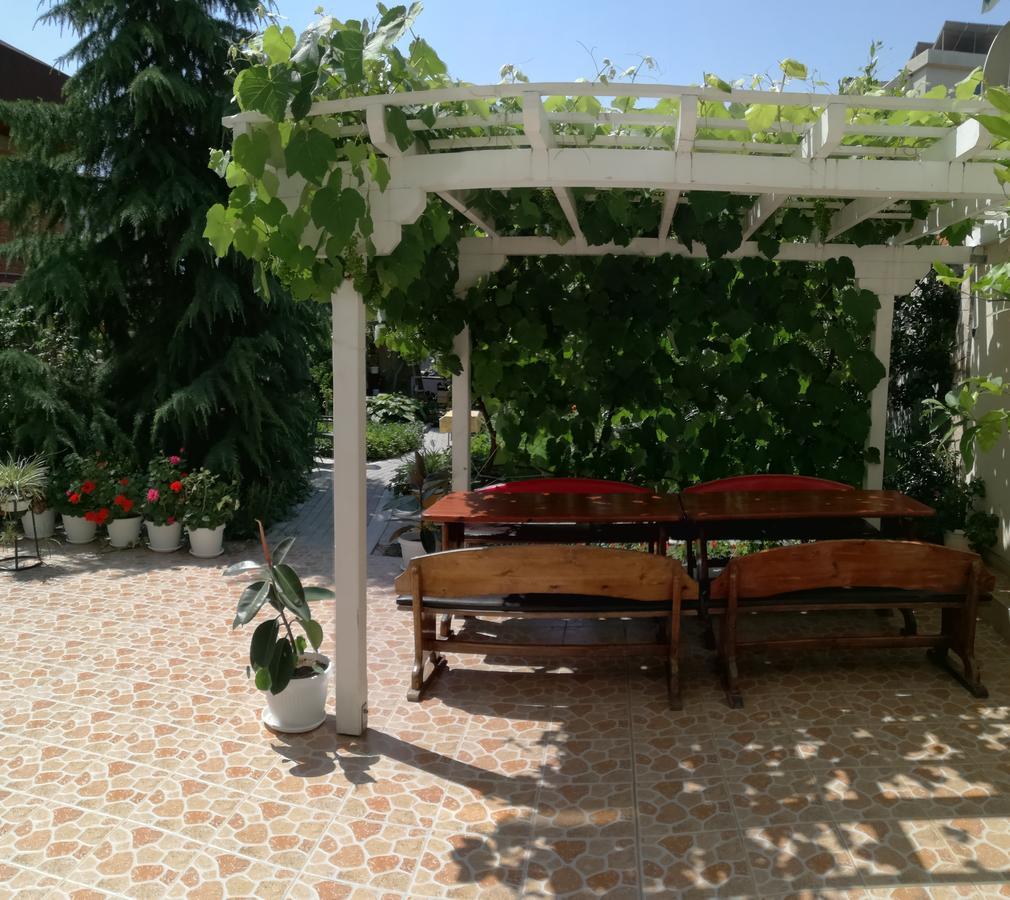 Veda Guest House Pomorie Extérieur photo