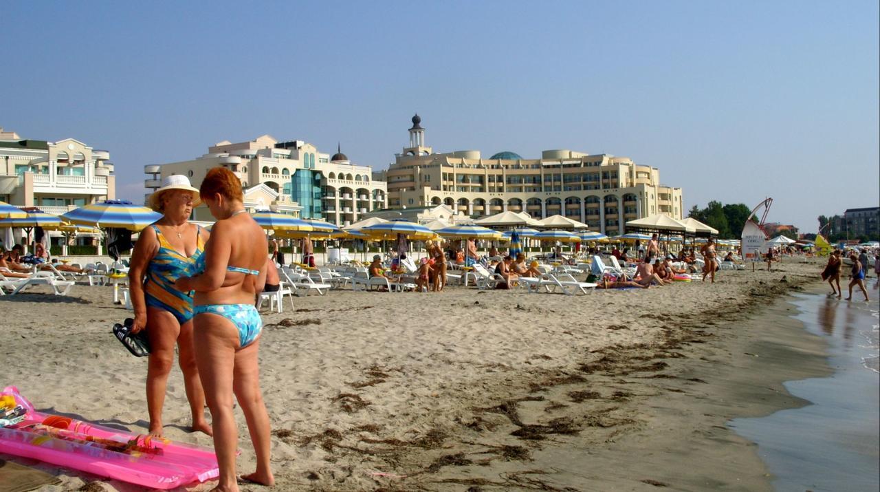 Veda Guest House Pomorie Extérieur photo