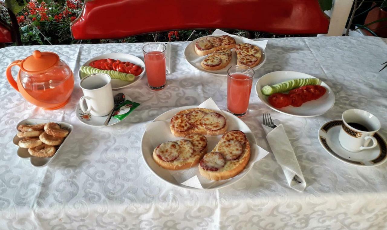 Veda Guest House Pomorie Extérieur photo