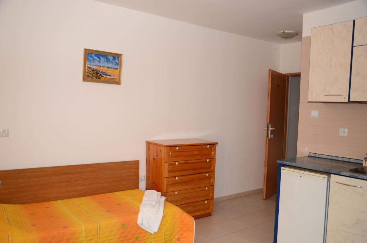 Veda Guest House Pomorie Chambre photo