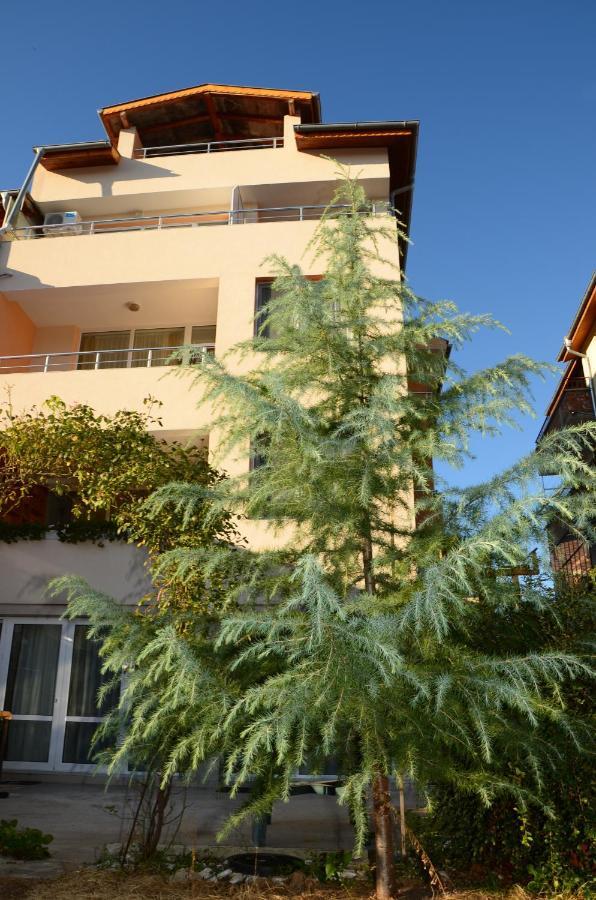 Veda Guest House Pomorie Extérieur photo